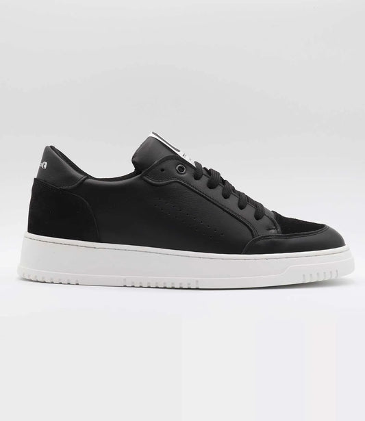 Sneakers MATRIX Model 5 in pelle nera