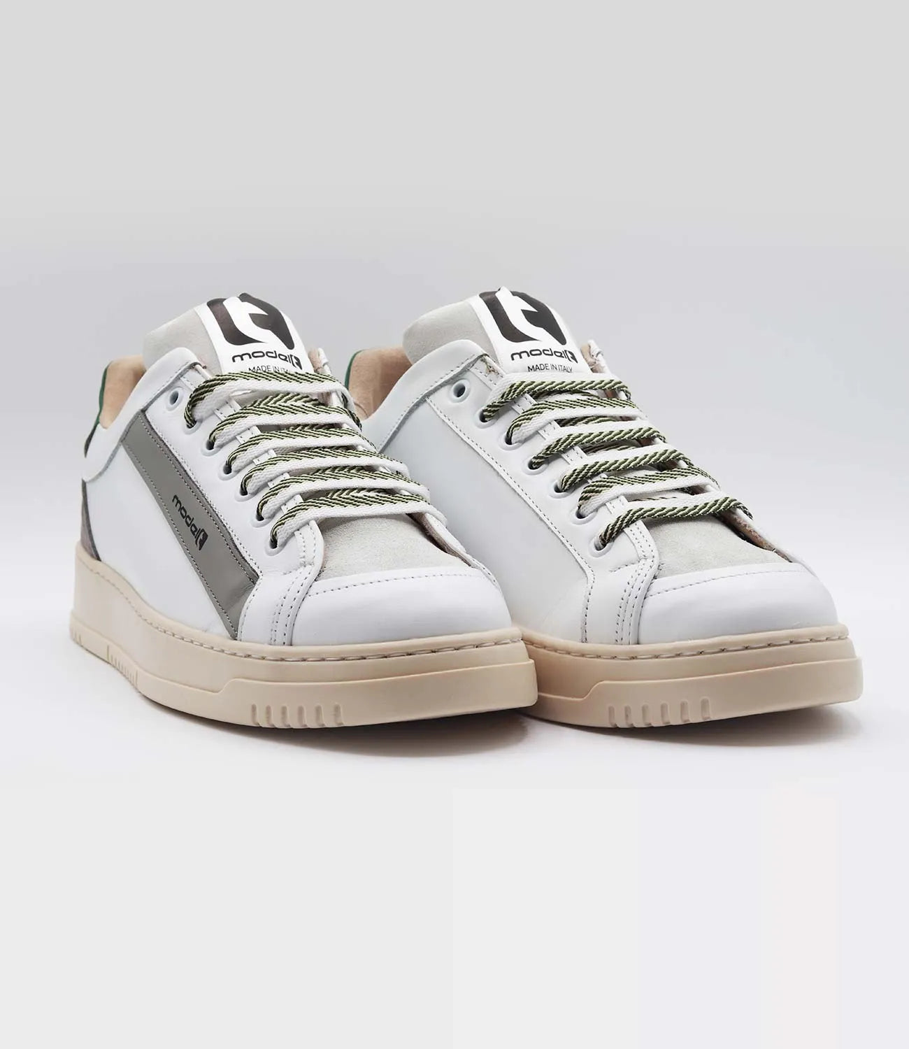 Sneakers LOUIS Model 1 in pelle bianca
