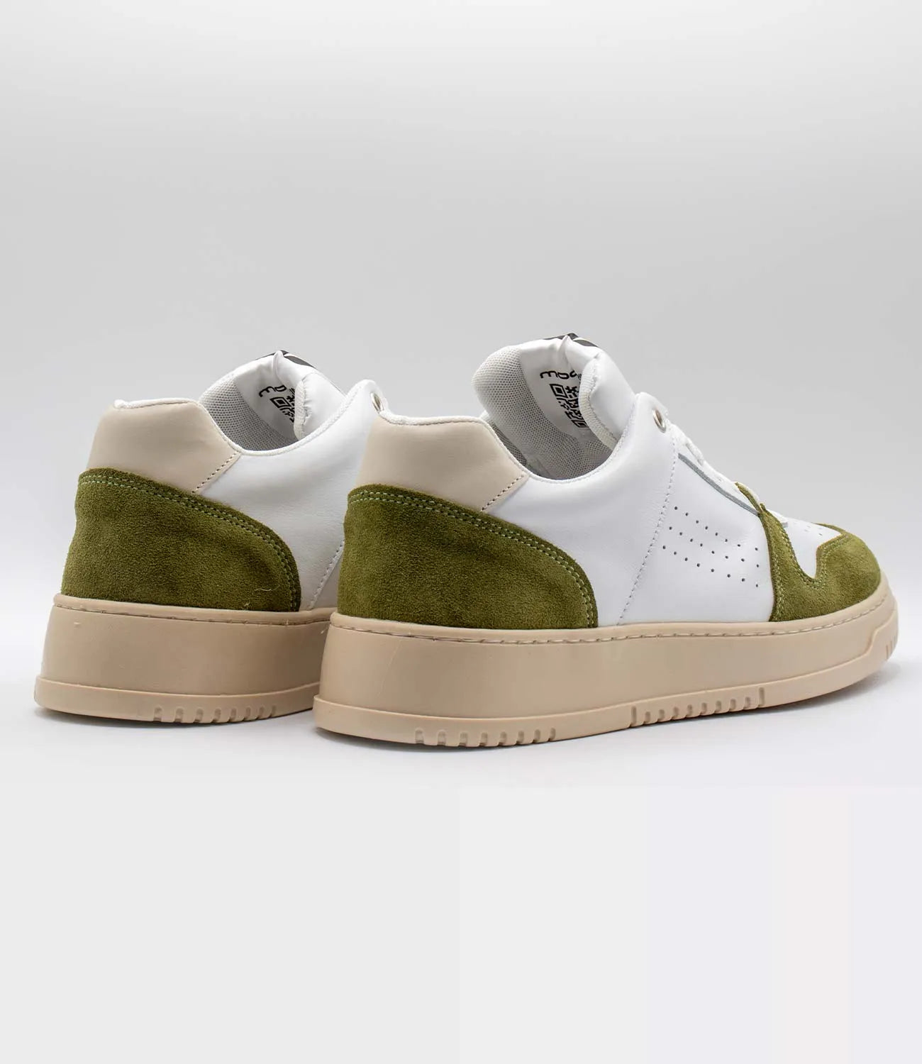 Sneakers CALIFORNIA Model 1 in pelle bianca