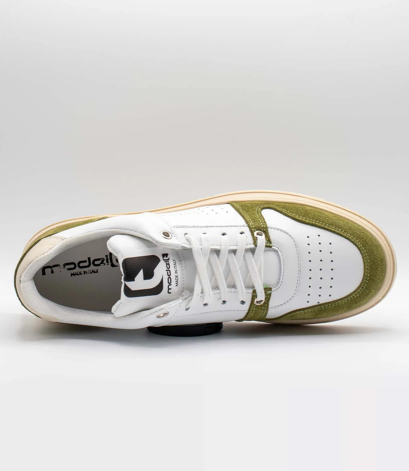 Sneakers CALIFORNIA Model 1 in pelle bianca