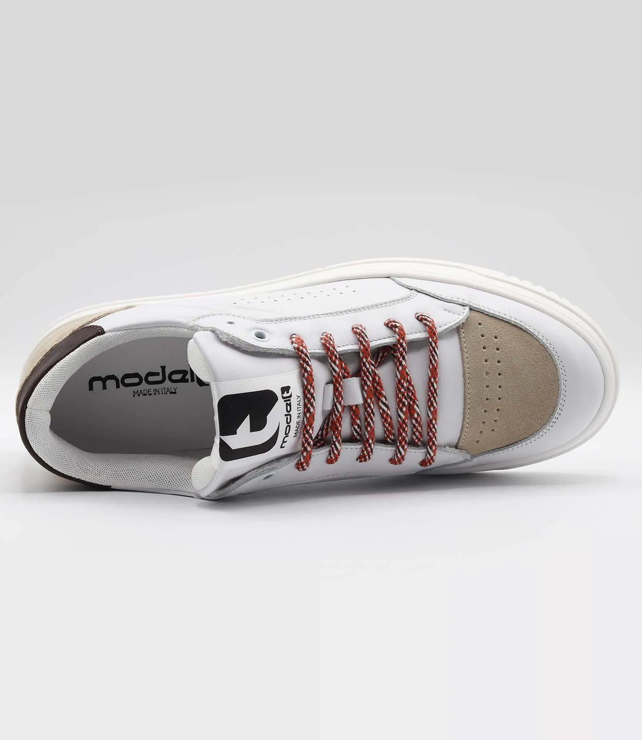 Sneakers MATRIX Model 1 in pelle nappa bianca