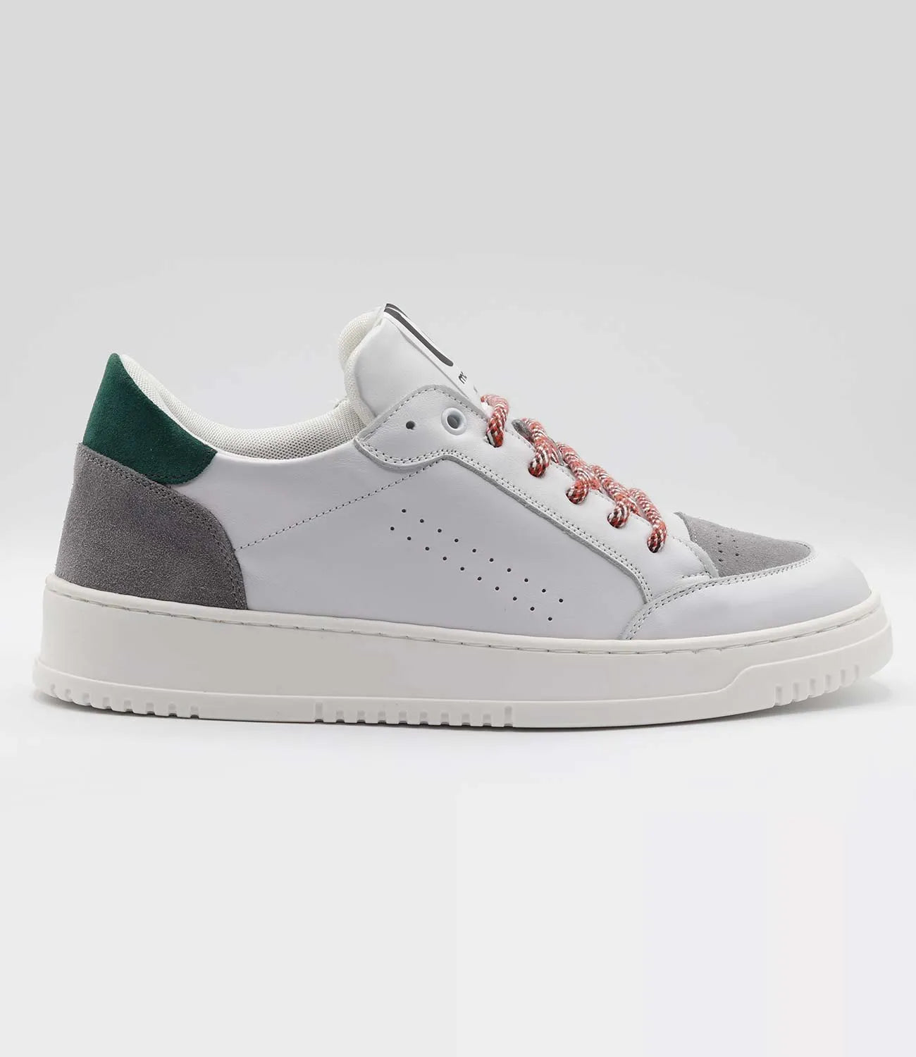 Sneakers MATRIX Model 2 in pelle nappa bianca