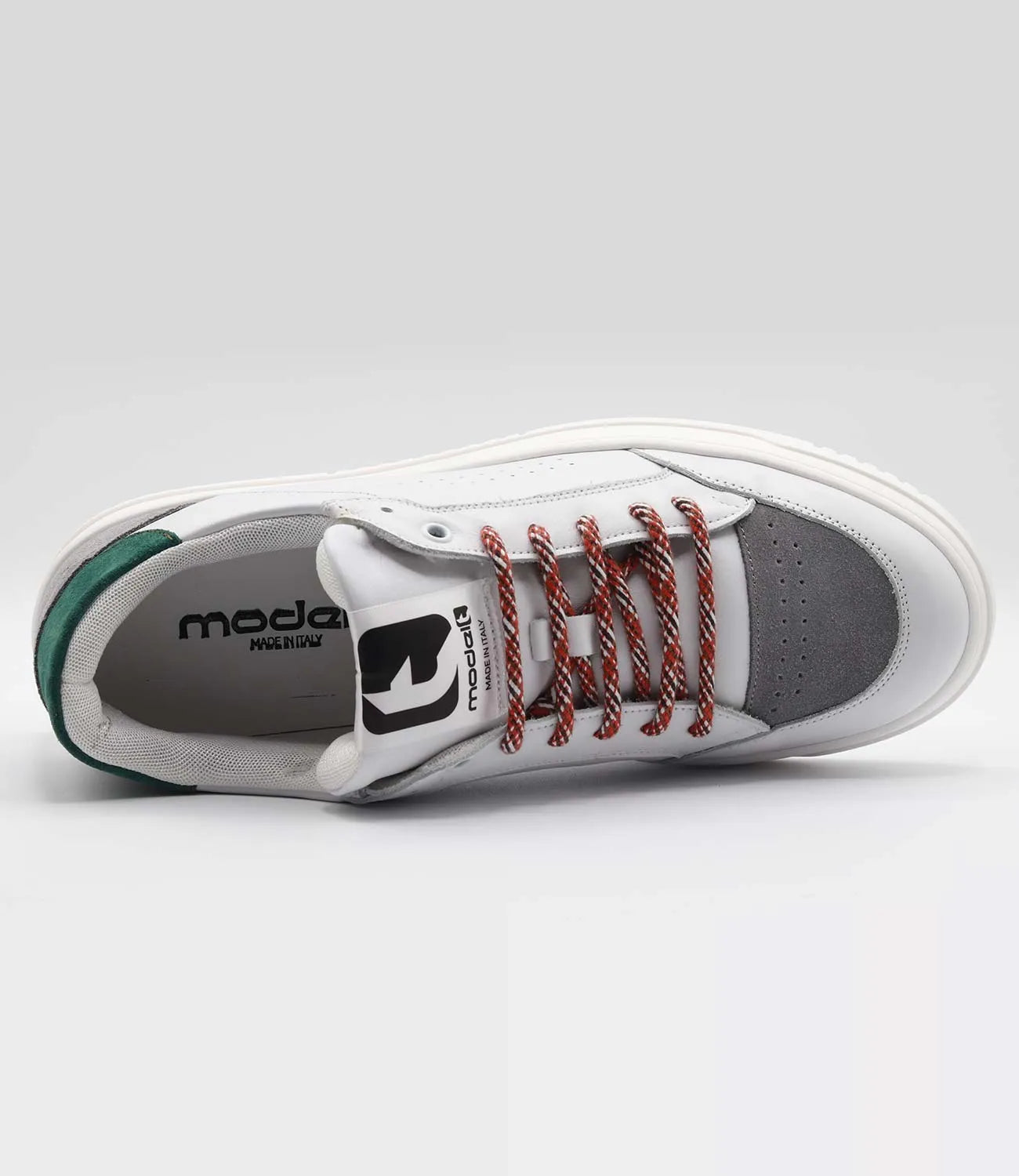 Sneakers MATRIX Model 2 in pelle nappa bianca