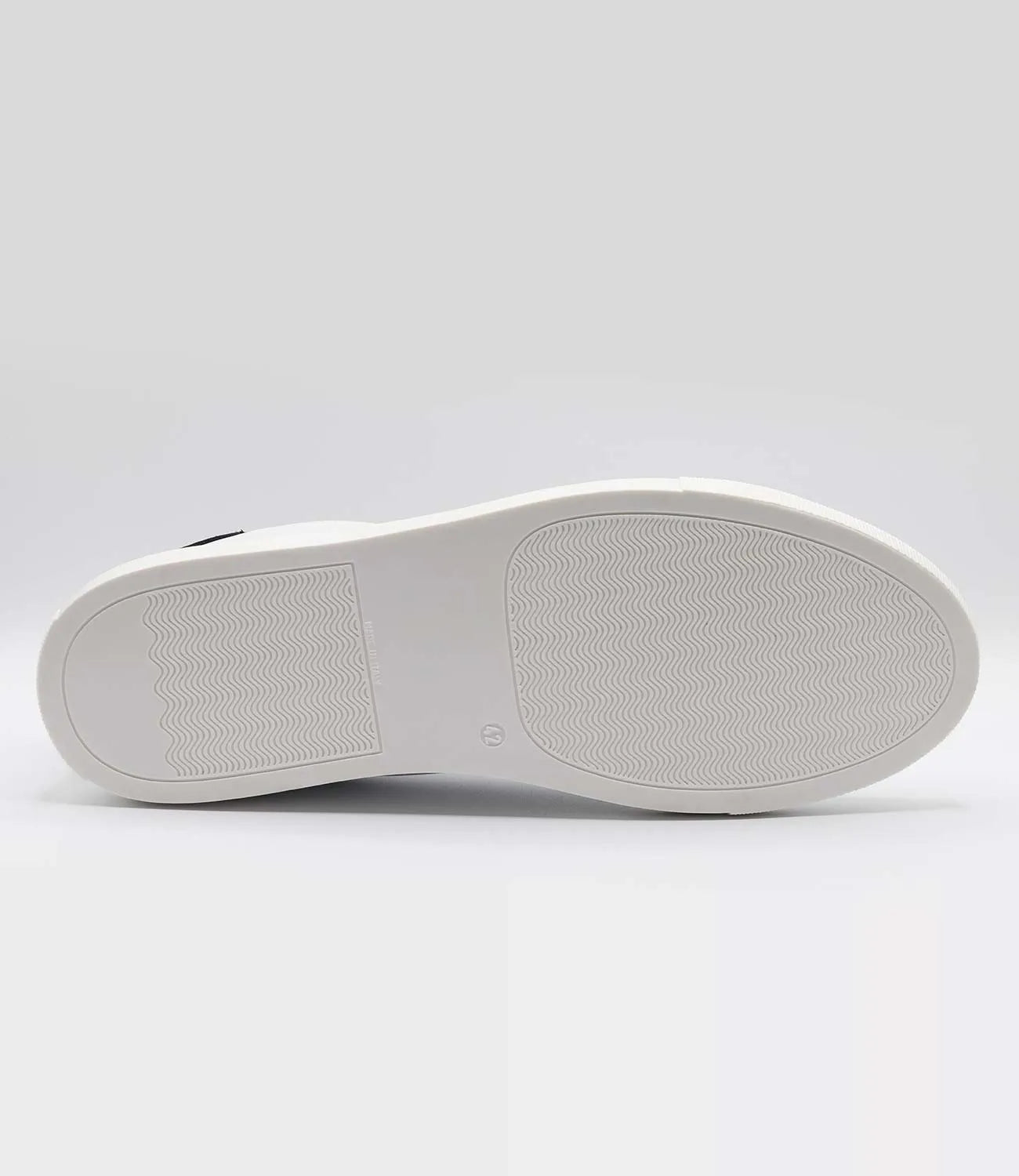 Sneakers QUIETLY Model 4 in pelle bianca