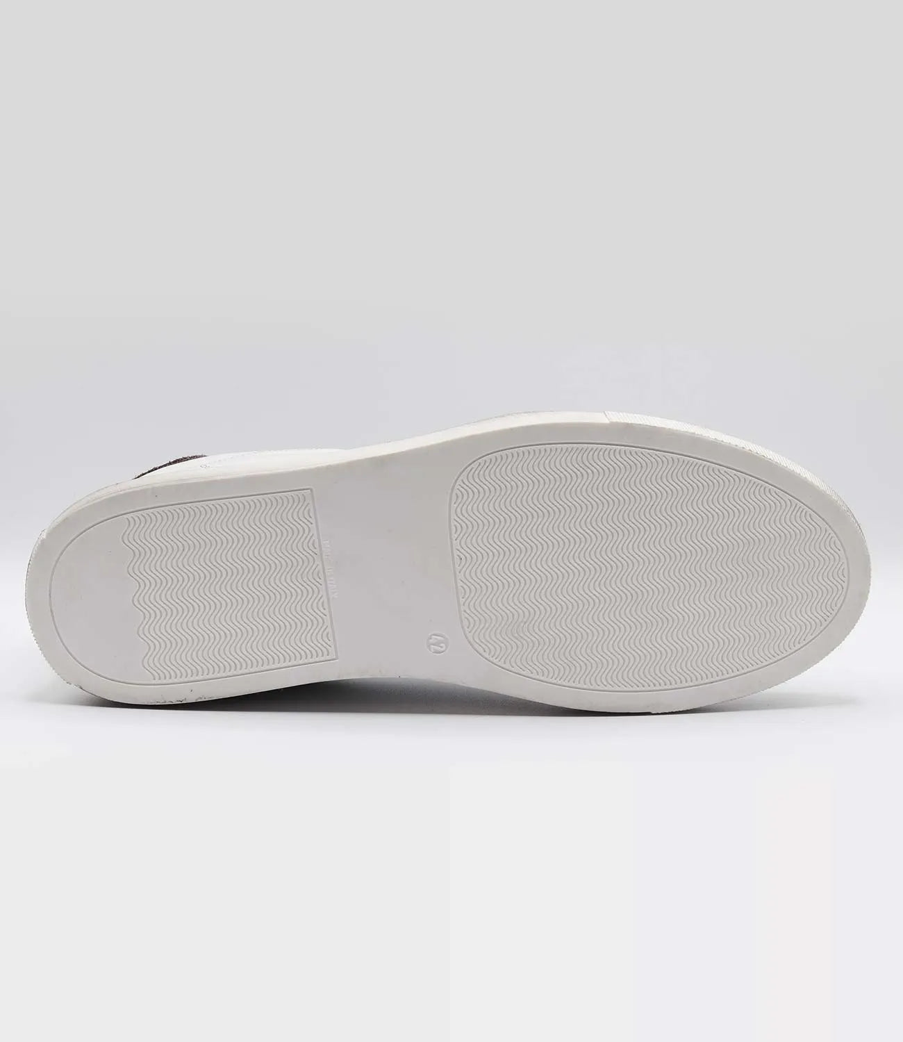 Sneakers QUIETLY Model 8 in pelle bianca