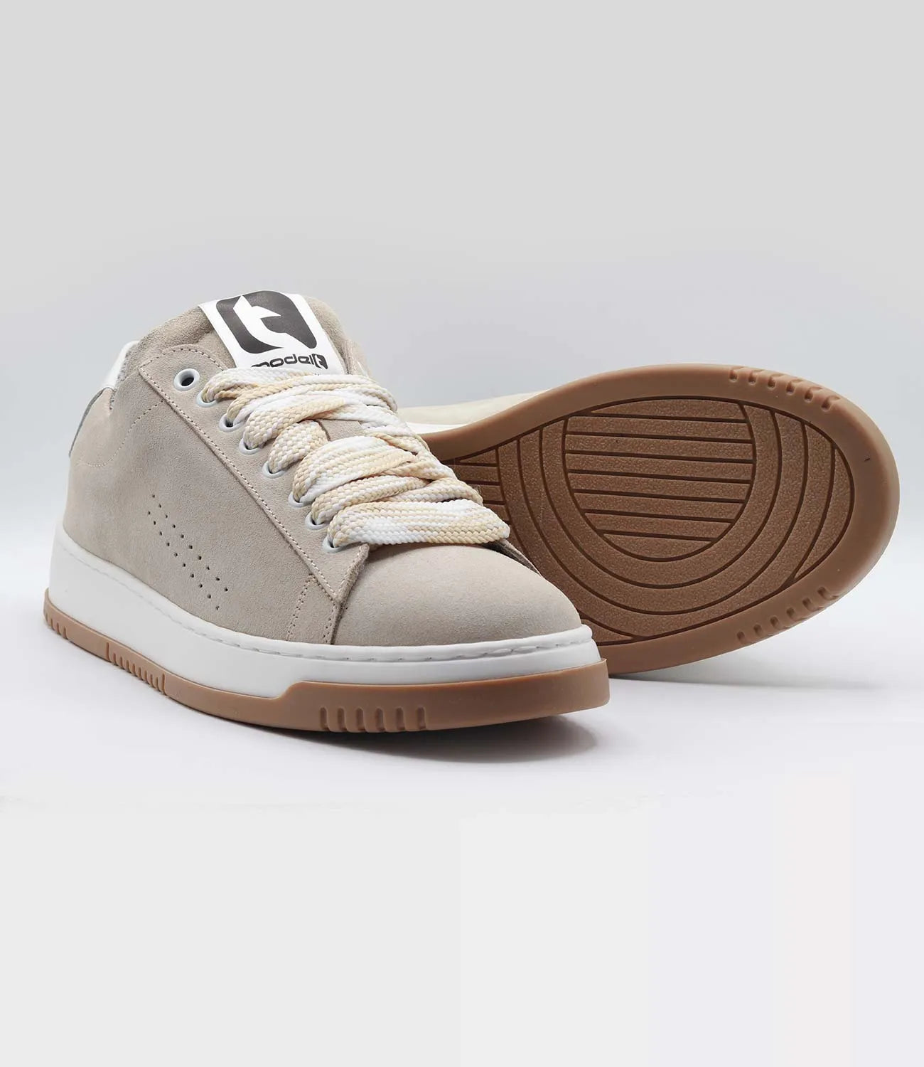 Sneakers SPACE-T Model 5 in camoscio sabbia