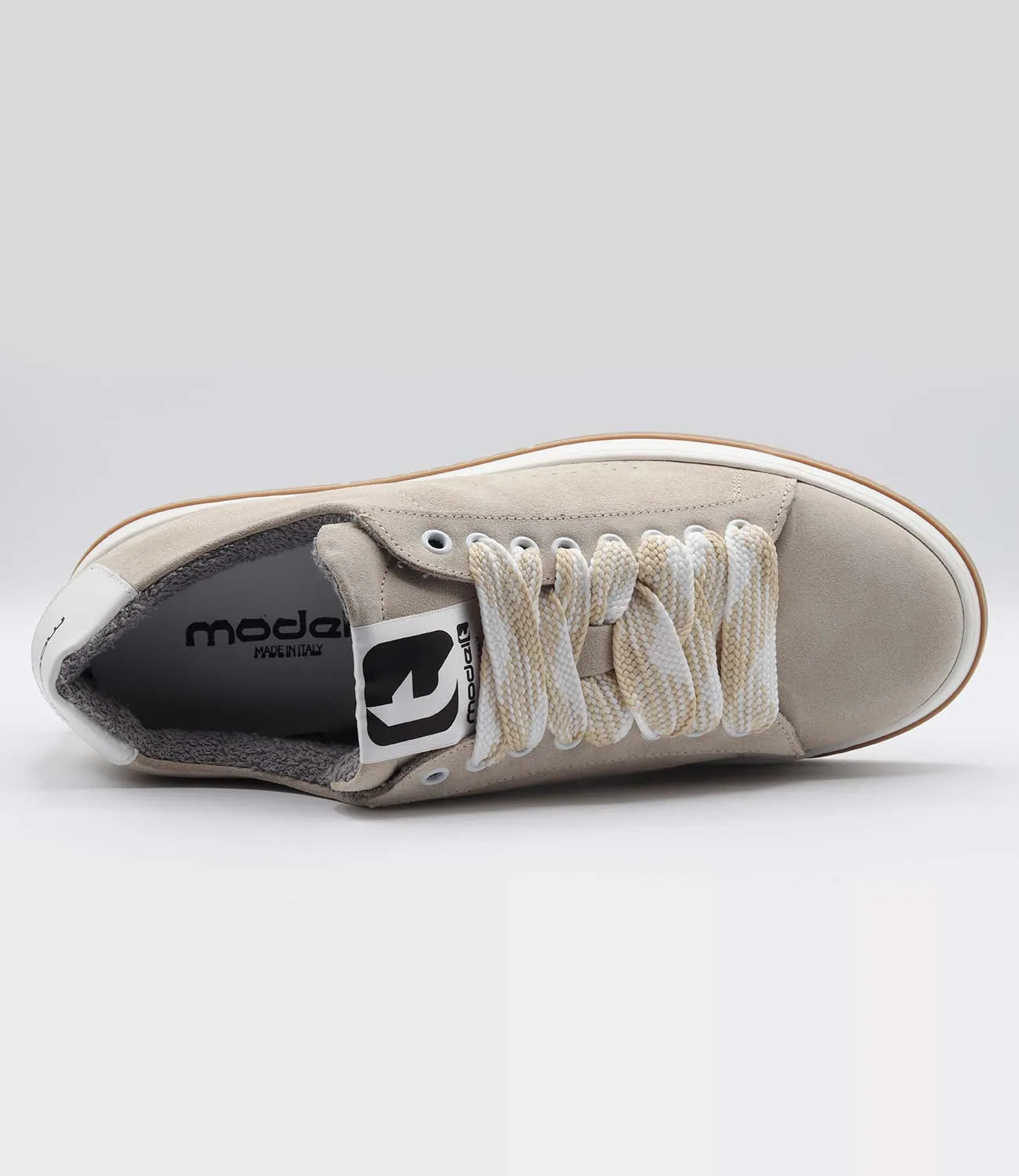 Sneakers SPACE-T Model 5 in camoscio sabbia