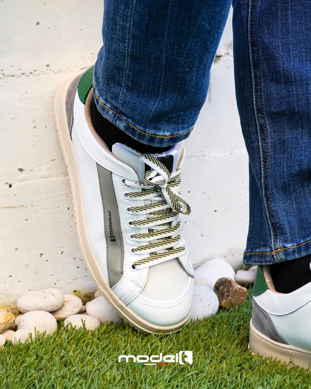 Sneakers LOUIS Model 1 in pelle bianca