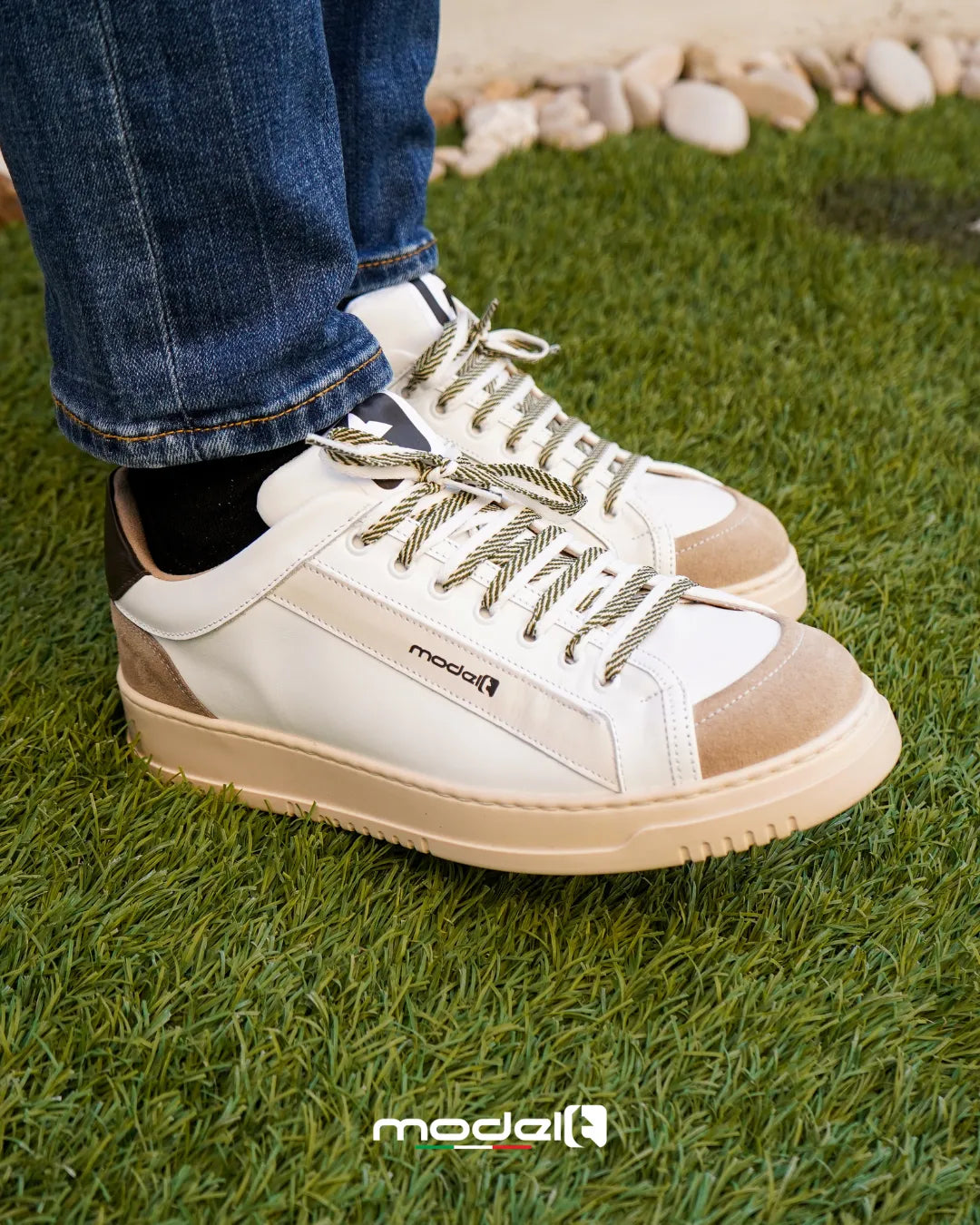 Sneakers LOUIS Model 2 in pelle bianca