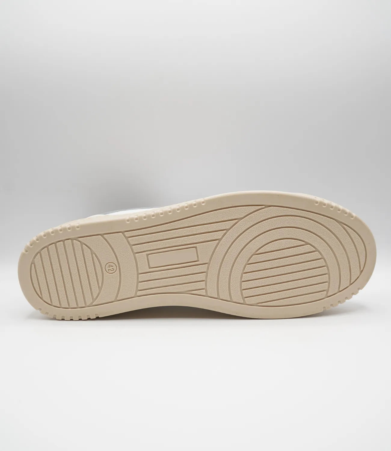 Sneakers LOUIS Model 3 creamy in pelle bianca