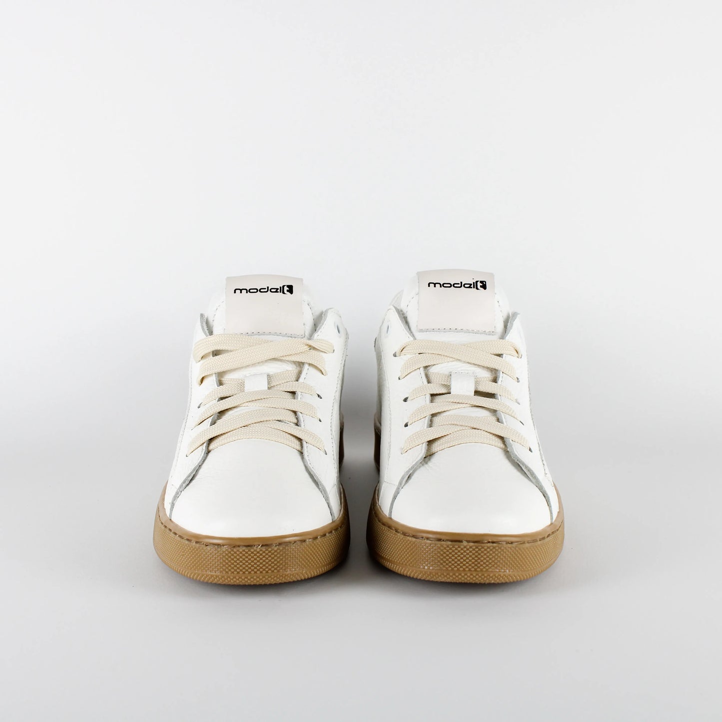 Sneakers TREVOR Model 1 in pelle bianca bottolata